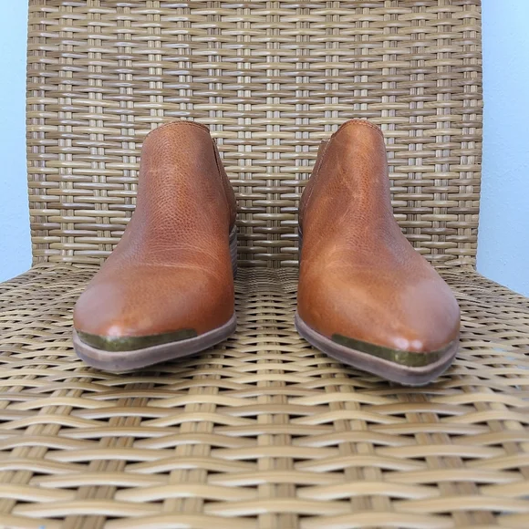 Lucky Brand Shoes Koben Booties Leather Stacked Heels Pointed Brown Size 11 - Picture 4 of 16
